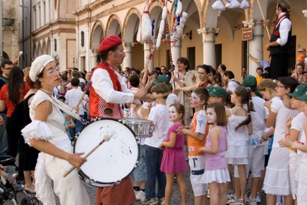 Milano. Tutto pronto per i sognat(t)ori del Franco Agostino Teatro Festival