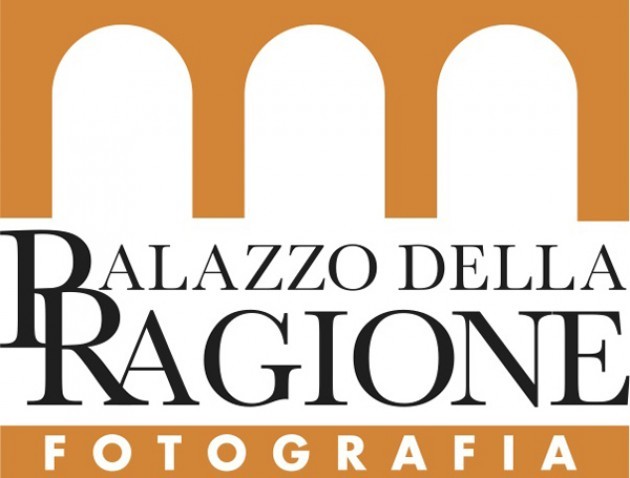 Milano.  Palazzo della Ragione. Nuovo polo sulla fotografia e mostre fino al 2016