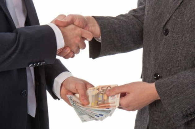 La corruzione è un male antico | M. Superti