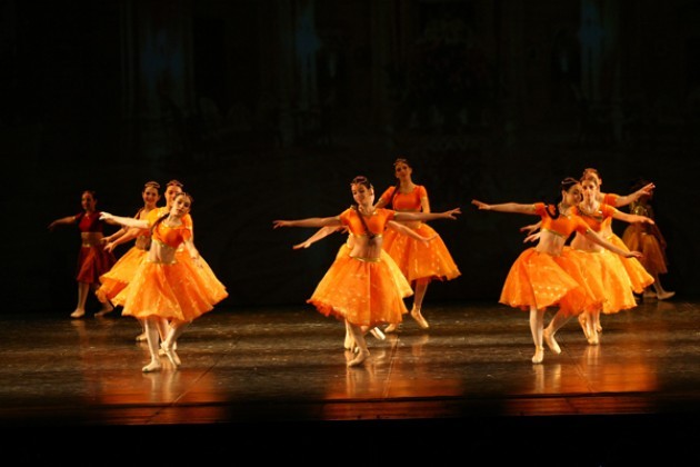 Dance Studio di Carolyn M Burnett al Teatro Ponchielli