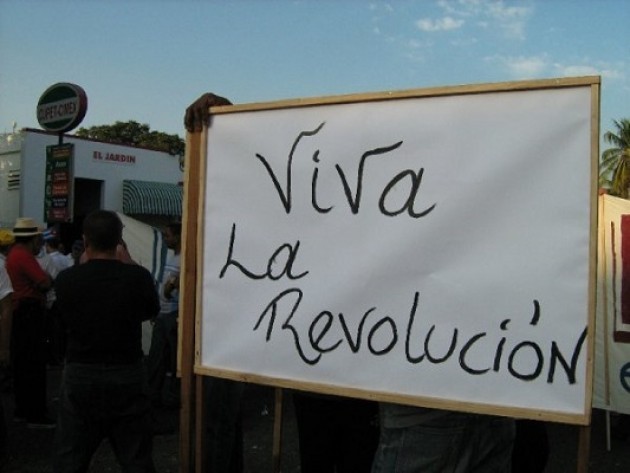 Come mai non è ancora esplosa una rivoluzione sociale? | A.De Porti
