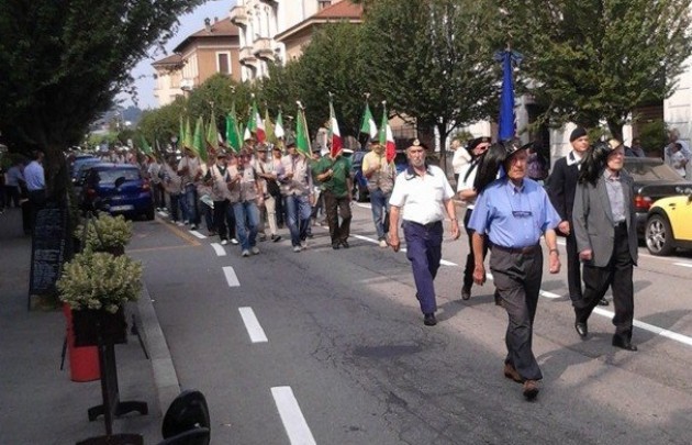 Luino. Grande successo la manifestazione degli alpini