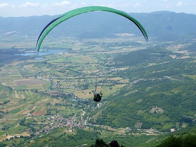 Parapendio. Campionato italiano a Sestola (Modena)