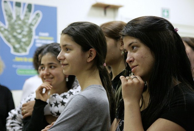 Roma, Rom sgomberati due volte in due giorni e abbandonati