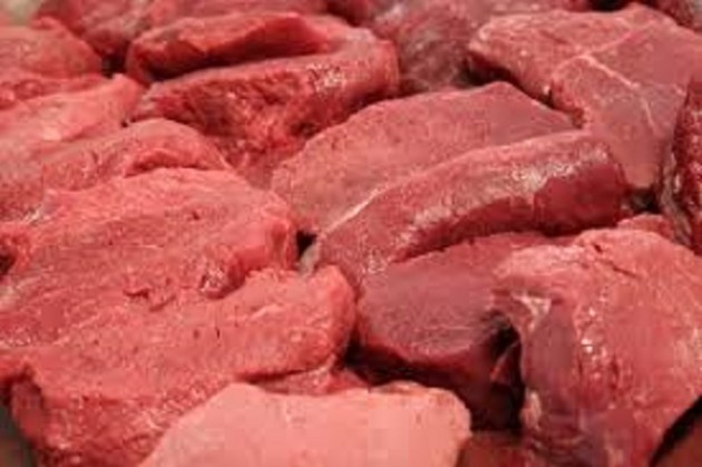 Crisi Gli italiani mangiano meno carne (-3,2%)