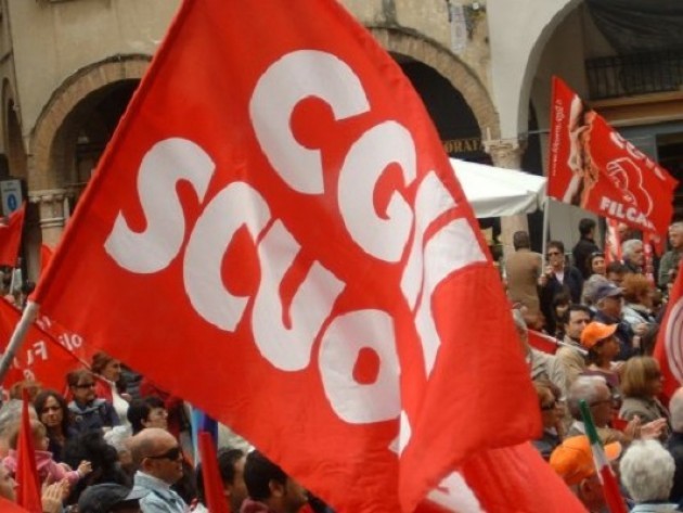 Scuola: Flc Cgil: Martedì 15 luglio presidio in piazza Montecitorio a Roma