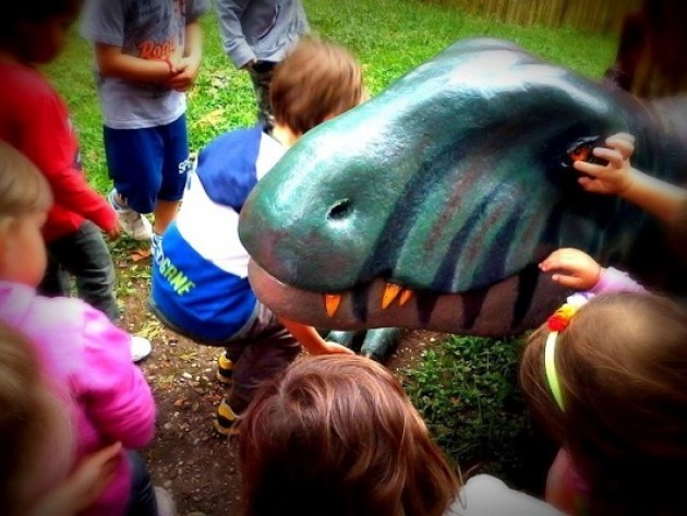 Pordenone Draghi e dinosauri ,api ,formiche e alberi a parlanti