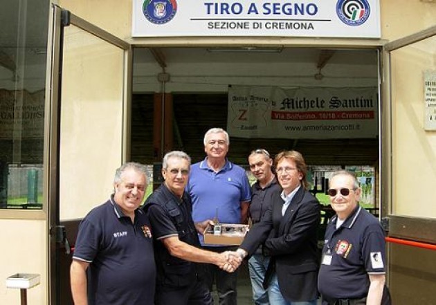 Il Tiro a Segno di Cremona ha donato sei radio al CISOM provinciale