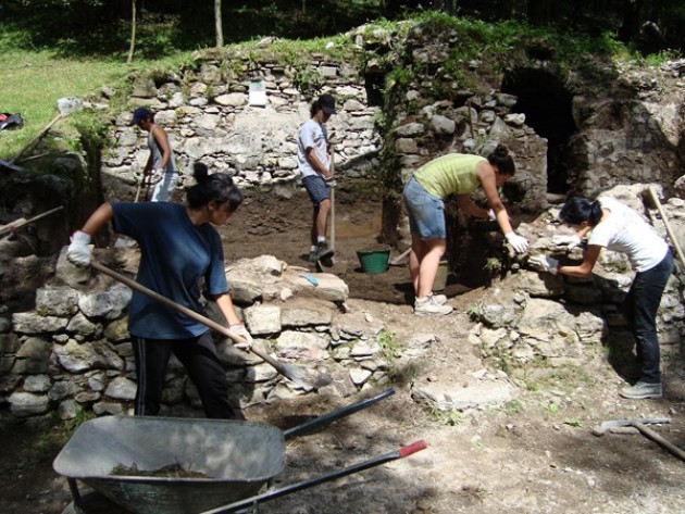 Alzate Brianza: Volontari da 10 Nazioni per Campo estivo allo Zoc del Peric
