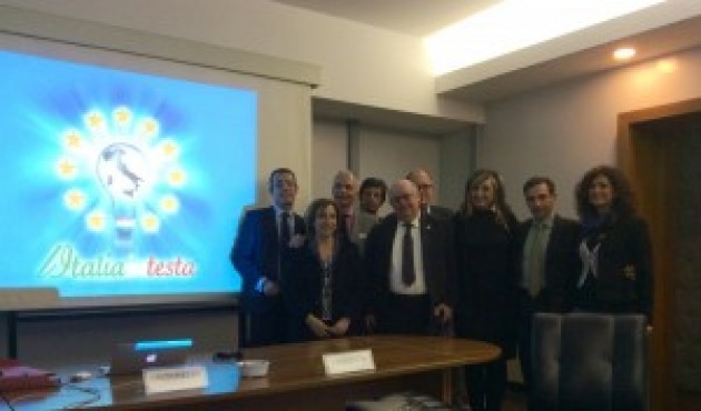 LITALIAINTESTA si presenta di Paolo Briziobello