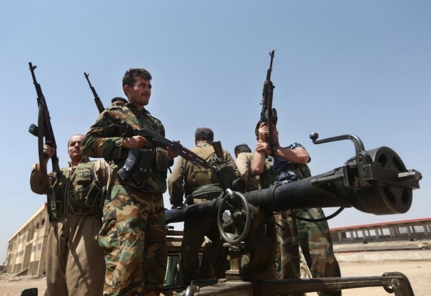 Iraq. E’ giusto armare il popolo curdo contro in fanatici dell’Isis | G. Azzoni
