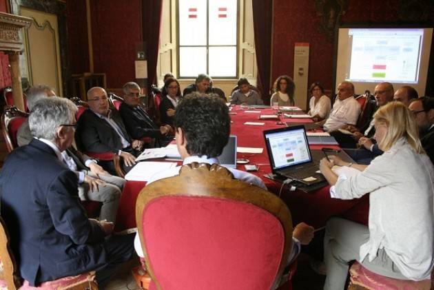 Cremona Verso un piano dei cantieri: aziende in Comune