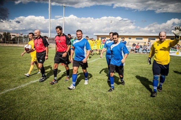 Matti per il calcio: come vincere il disagio mentale attraverso un pallone
