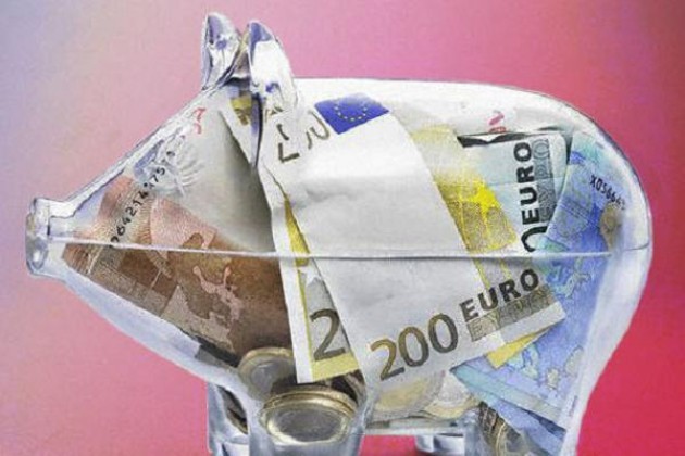 Rilanciare i consumi: come si fa? I risparmi degli italiani