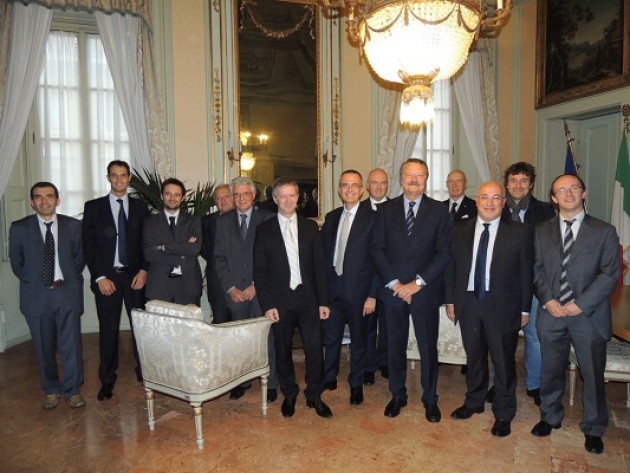 Firmato  il contratto per affidamento servizio idrico della provincia di Cremona
