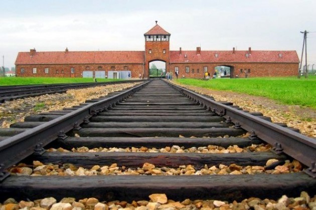 Anche l’on. Bordo con la delegazione Parlamentare ad Auschwitz e Birkenau