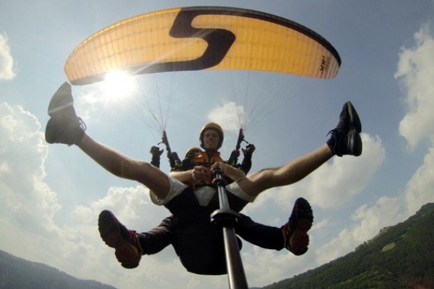 Volare in due in parapendio e deltaplano, sabato e domenica uno stage