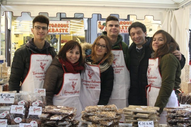 La Festa del Torrone 2015 di Cremona è stata aperta …sotto l’acqua