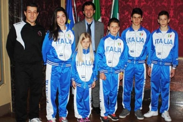 Caloroso incontro tra Galimberti e i giovani di Cremona campioni di WAKO