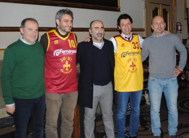 La rinata squadra di basket Juvi in Comune a Cremona