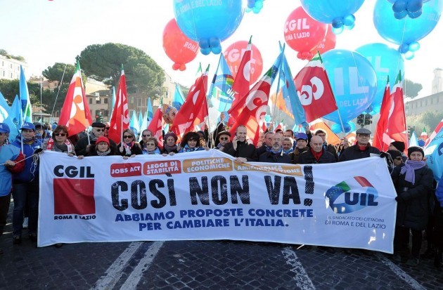 Sciopero Generale  del 12 dic 2014 Cgil e Uil .Tutte le ragioni dei lavoratori in piazza