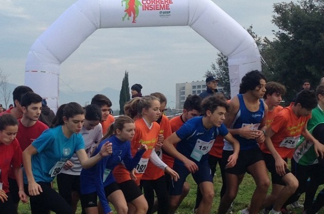 Sport e solidarietà: Fondazione Vodafone e Uisp per “Correre Insieme” a Roma, domenica 14 dicembre