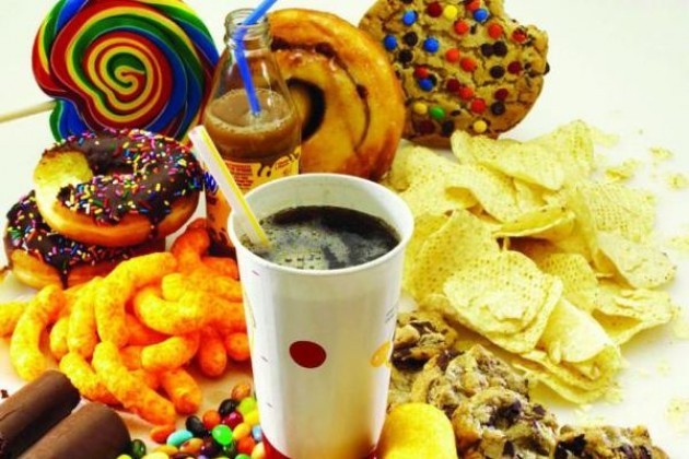 ADUC consiglia di fare attenzione: ‘Additivi: un’abbuffata per le festività’