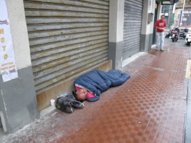  Diciamo la verità, è morto un barbone, un disgraziato | G.Carnevali