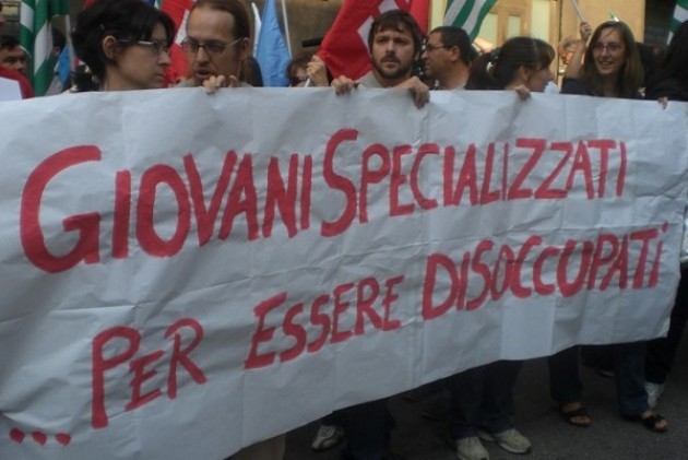 Giovani disoccupati al 43,9%? Una bufala! Allarmismo?