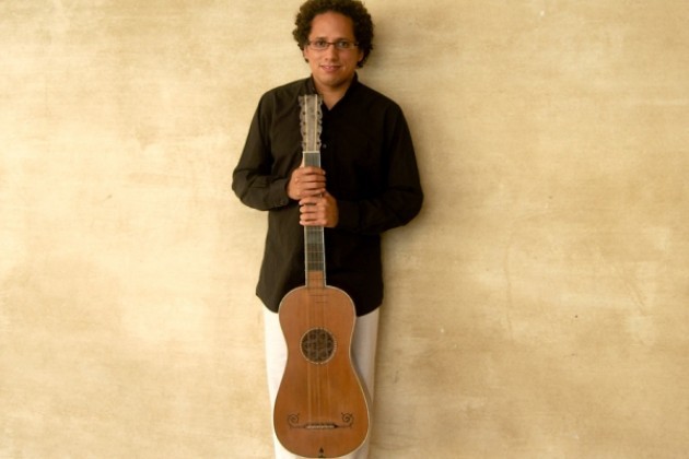 Friends of Stradivari, fino al 26 aprile la chitarra Sabionari da Cremona a Basilea