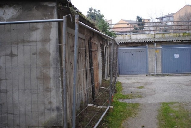 Amianto box via Giuseppina, nel 2011 la Giunta Perri ha cancellato l’intervento