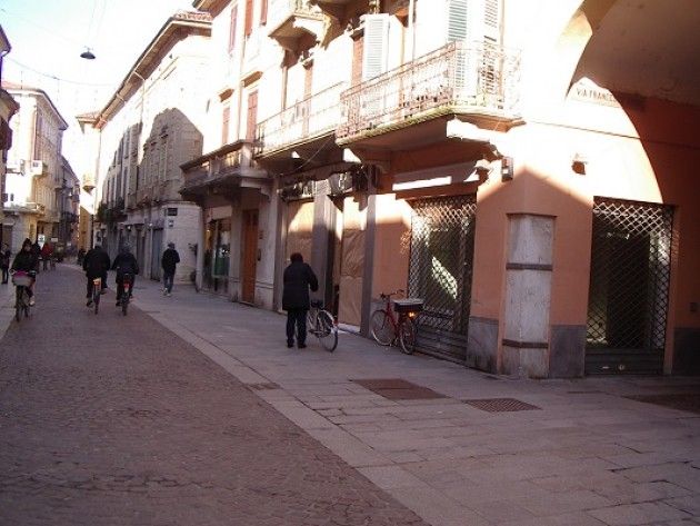 Cremona Immagini-anteprima di un assedio annunciato