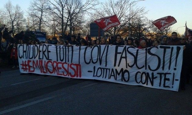 Cremona. Scontri fra violenti e polizia durante la manifestazione antifascista. Le prime reazioni politiche.