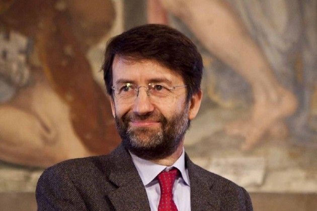 Il Ministro Franceschini oggi a Cremona per il violino della Shoah e il Cremonese 1715