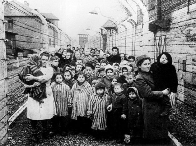 A 70 anni dalla Liberazione dei Campi di Concentramento Nazisti| G.Carnevali