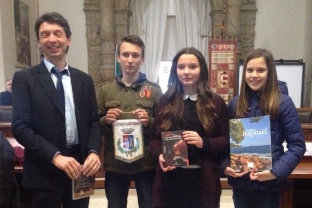 Studenti francesi e dell’Anna Frank a Cremona, in Comune per Etwinning