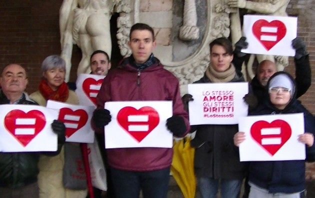 (Video)San Valentino lo stesso Amore gli stessi diritti di Arci e Arcigay a Cremona
