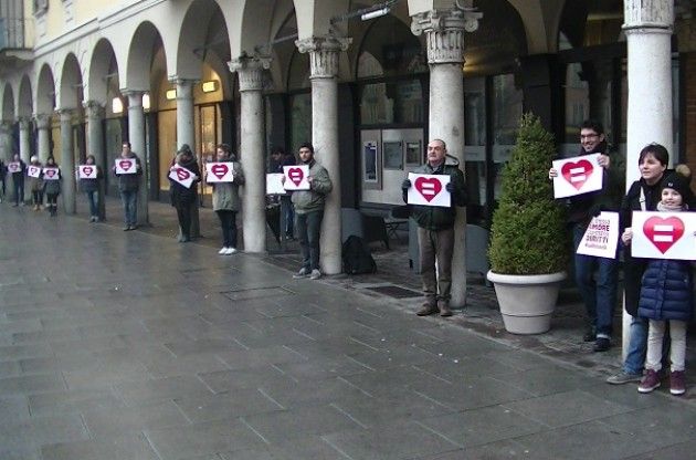 (Video)San Valentino lo stesso Amore gli stessi diritti di Arci e Arcigay a Cremona