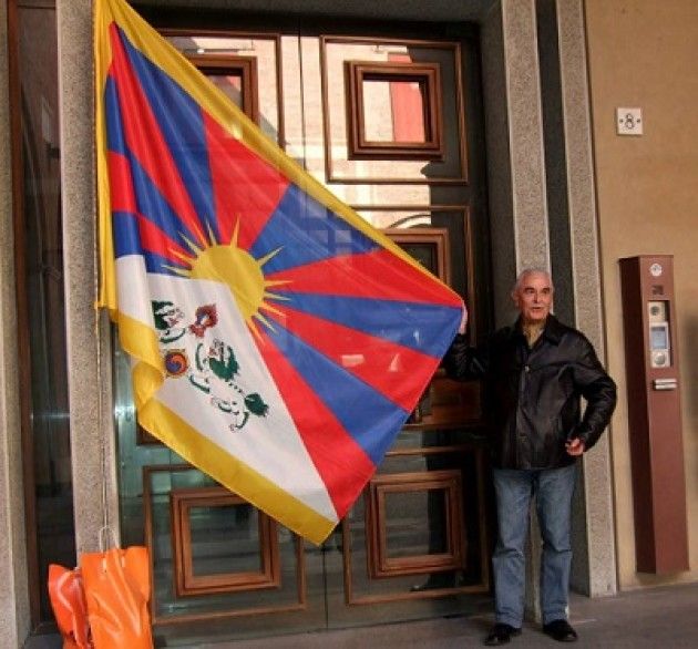 10 marzo. La bandiera Tibetana sia esposta nel cortile di palazzo Comunale  di Cremona