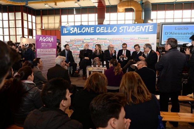 Milano, offerta formativa Comune protagonista al Salone dello Studente 2015