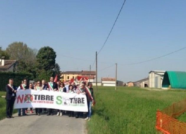SI AL TI-BRE FERROVIARIO e NO AL TI-BRE AUTOSTRADALE