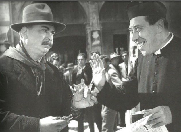 In compagnia di Peppone e Don Camillo a Brescello sugli argini del PO ( Ciak si gira) | G. Carnevali