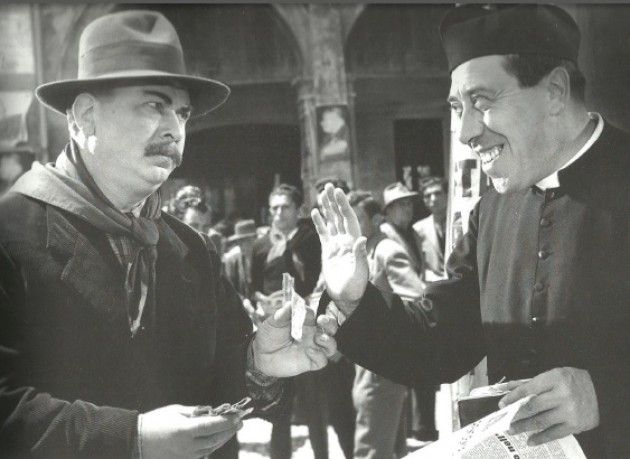 In compagnia di Peppone e Don Camillo a Brescello sugli argini del PO ( Ciak si gira) | G. Carnevali