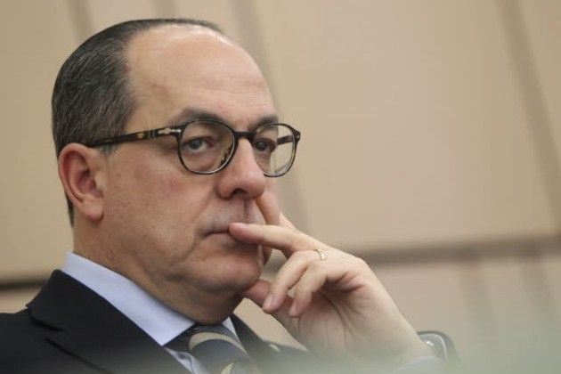 ‘Cibo, la sfida globale’  il nuovo libro di Paolo De Castro