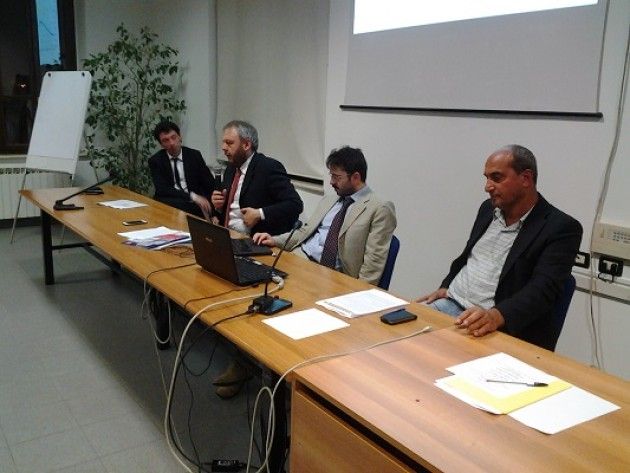 Cremona Futuro delle multiutility e delle ex municipalizzate. Confronto interessante