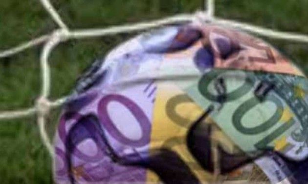 Il calcio è lo specchio malato del nostro paese | Marco Arcari