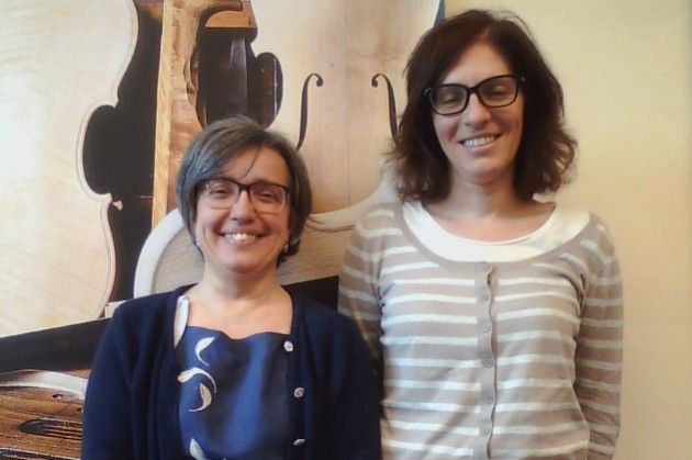 Banca Etica Cremona, la dott.ssa Silvia Corbari ospite al punto informativo