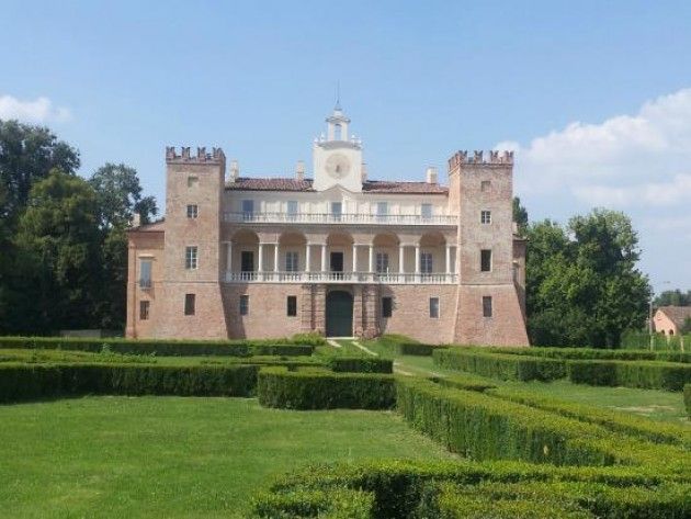 Visita guidata alla Villa Medici del Vascello (San Giovanni in Croce) e al Palazzo Mina della Scala (Casteldidone)