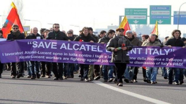 Crisi Alcatel-Lucent, approvata la risoluzione del Movimento 5 Stelle