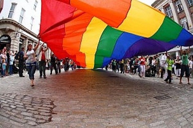 Arcigay Milano: ‘Solidarietà alla vittima di una vile aggressione omofoba’